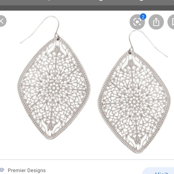 Premier Designs Jewelry - NWOT Gold Earrings
